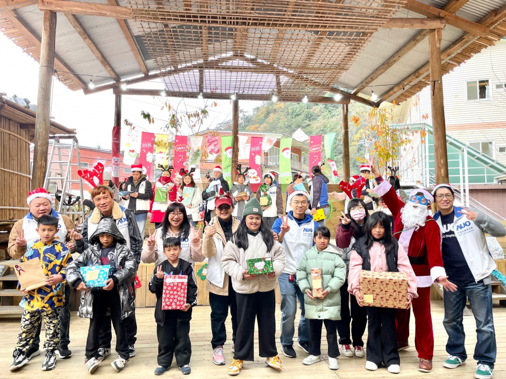 友達永續基金會號召「圓夢計畫」行動連續23年，由同仁凝聚內部愛心與資源送往偏鄉，累積為逾萬名兒童圓夢，實踐友達共創共好的永續精神。